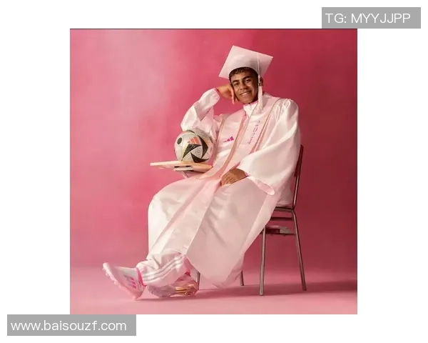 旧鞋情怀足球明星的独特魅力与坚持之道