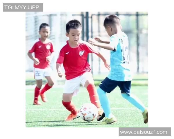 足球明星的极限挑战与个人成长之路揭秘